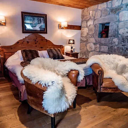 Hôtel Les Chalets de la Serraz-2