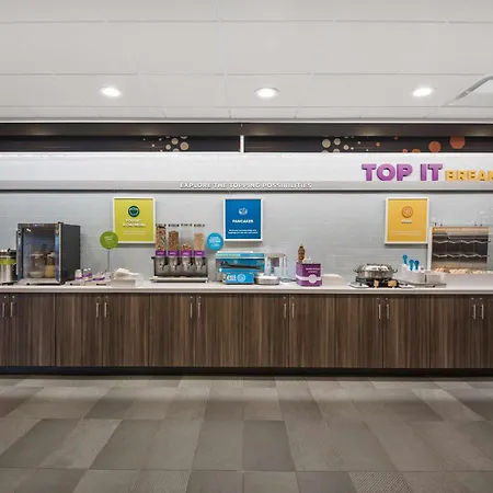 Tru By Hilton Warsaw, In-2