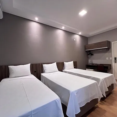 Regis Hotel II-2