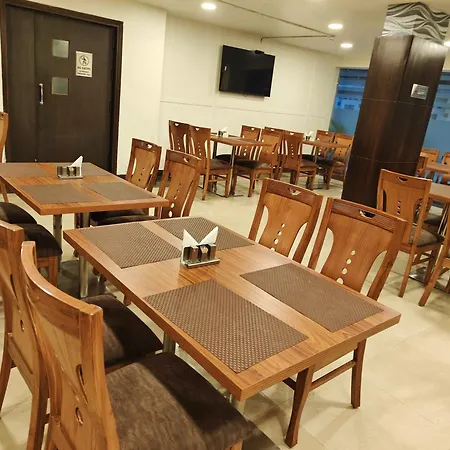Rosemallow Hotel New Delhi-3