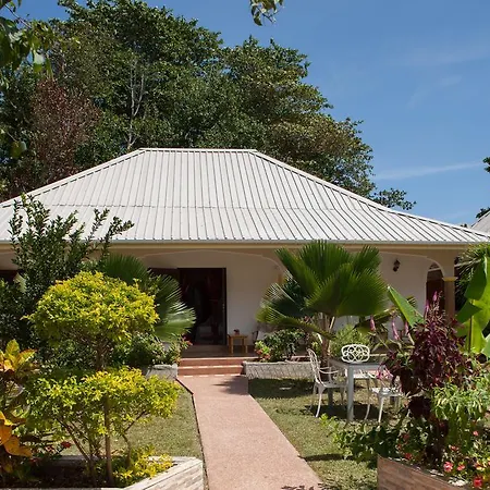 Etoile Labrine Guest House-2