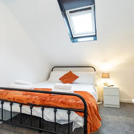 Castlereagh Guest House-3