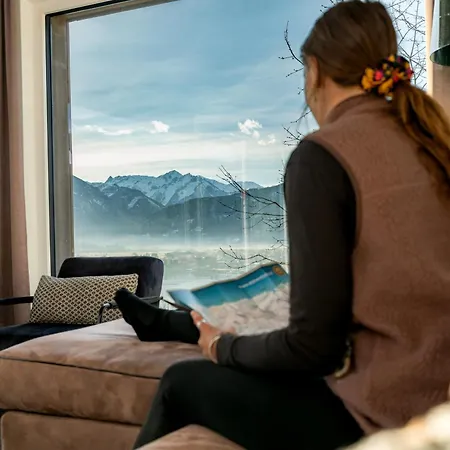 Nikolaus By Avenida Panoramic Wellness Suites-2