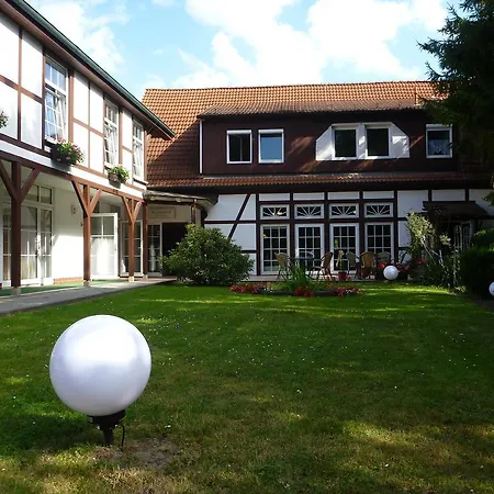 Hotel am Stadtwald-3