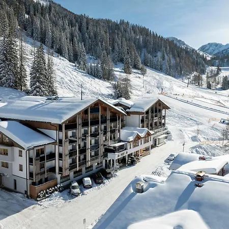 Hotel Alpenhof Superior-2
