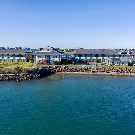 Waldport Bayfront Hotel & Restaurant-3