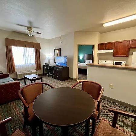 Quality Inn & Suites Near University-2