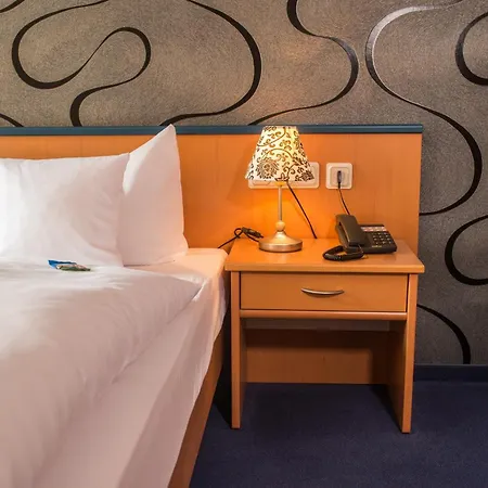 B&S Hotel Am Bachhaus-2