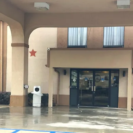 Days Inn & Suites By Wyndham Eunice-2