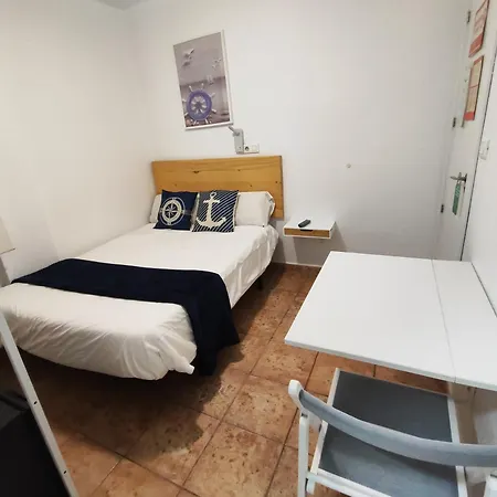 Hostal Lucy-2