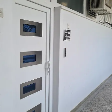 La-La Rooms-3