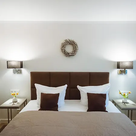 Landhotel Potsdam-2