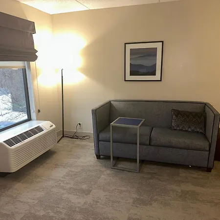 Hampton Inn Doylestown-3