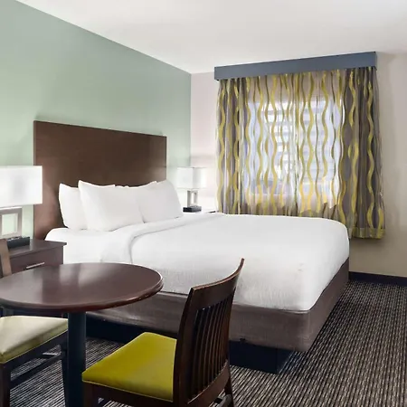 Wingate By Wyndham Cedar City-3