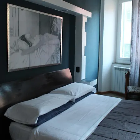 Lisetta Rooms-2
