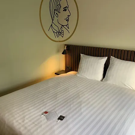 Alex Maastricht-3