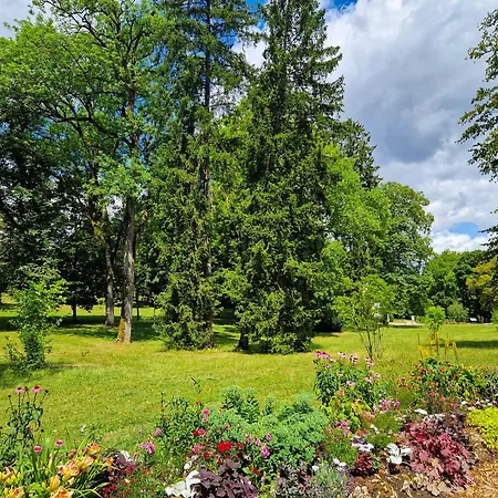 La Souveraine-2