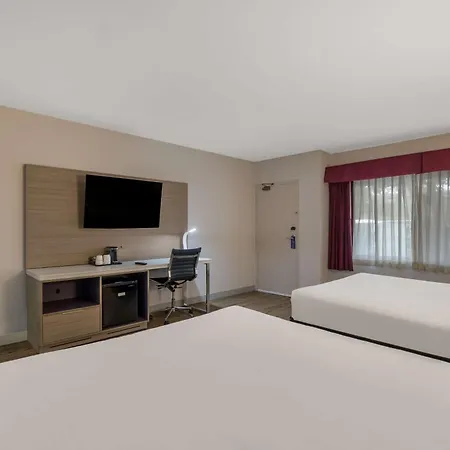 Best Western Diamond Bar Hotel & Suites-3