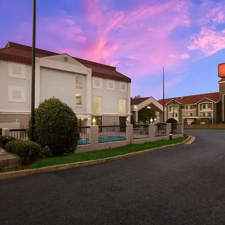 Red Roof Inn & Suites Newnan-2