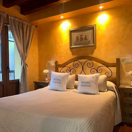 Hostal Segovia Adults Only-3