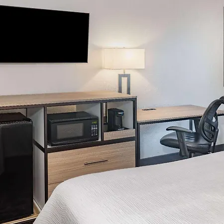 Ramada By Wyndham West Atlantic City-2