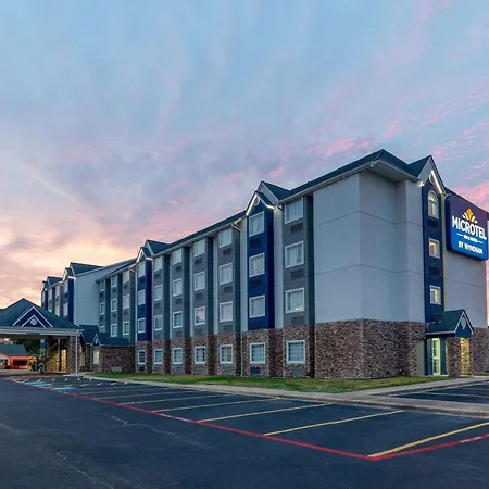 Microtel Inn & Suites By Wyndham Bossier City-2