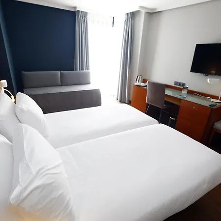 Travelodge Madrid Coslada Aeropuerto-3