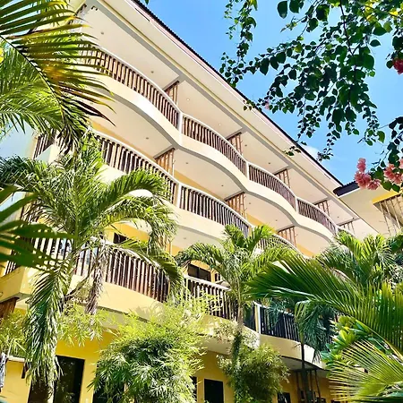 Bamboo Beach Resort&Restaurant-3