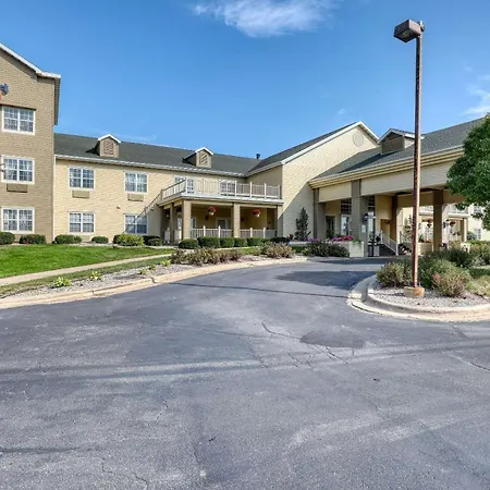 Comfort Suites Appleton Airport-3