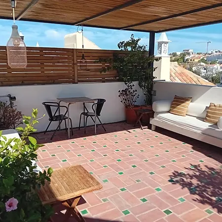 Calcada Guesthouse-2