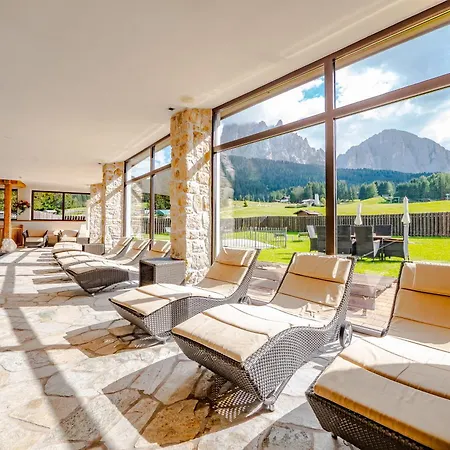 Monte Pana Dolomites Hotel-3