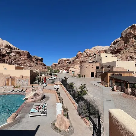 Bluff Dwellings Resort-2