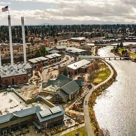 Towneplace Suites By Marriott Bend-2