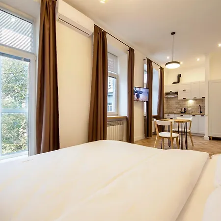Idea Design Apart-Hotel Chykalenka-3