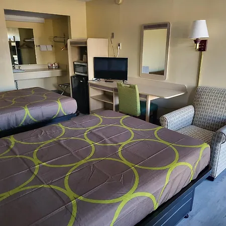 Budget Host Inn Bristol-2