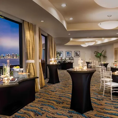 Hilton San Diego Airport/Harbor Island-3