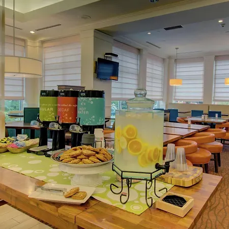Hilton Garden Inn Norwalk-2