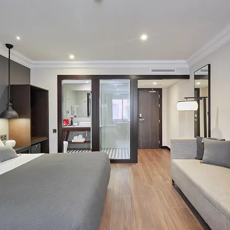 Hotel Cortes Rambla-3