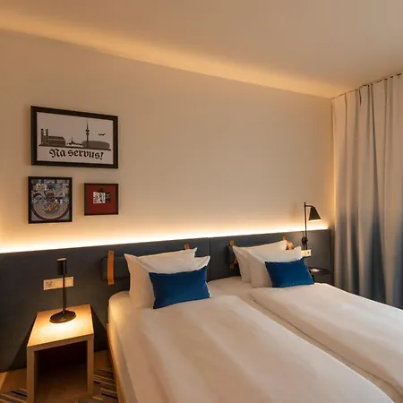 Hampton By Hilton Munich City North-2