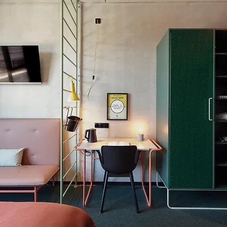 Basecamp Hotel Dortmund-3