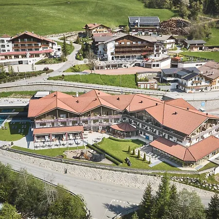 Wellness-Sporthotel Ratschings-3