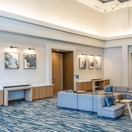 Hilton Garden Inn Toledo Downtown-2