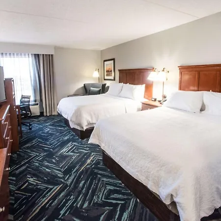 Hampton Inn Clarksville-3