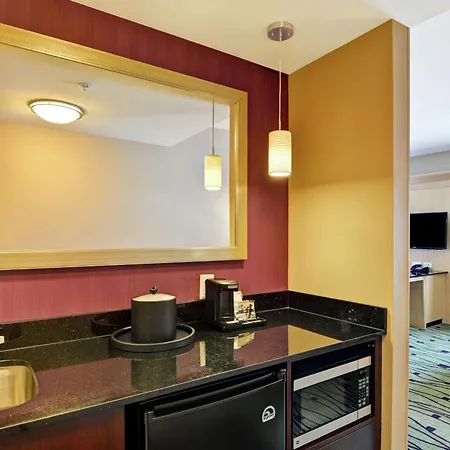Hampton Inn & Suites Crabtree-3