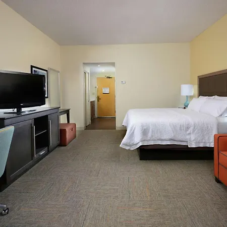 Hampton Inn Martinsville-3