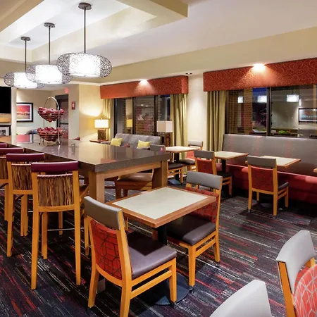 Hampton Inn Minneapolis/Eagan-2