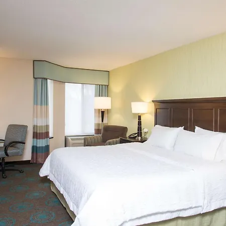 Hampton Inn & Suites Kokomo-2