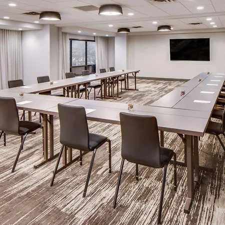 Doubletree By Hilton Hotel & Suites Jersey City-3
