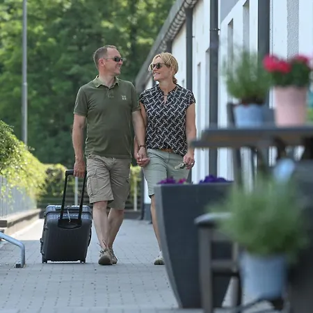 Augustus Hotel Bernkastel - Comfortable Budget Hotel-2