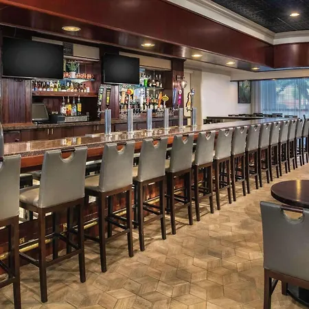 Embassy Suites By Hilton Seattle - Tacoma International Airport-3